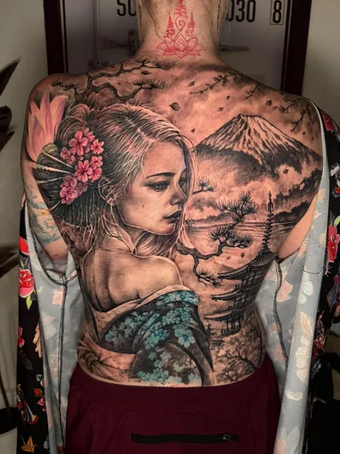 Japanese geisha and Mt. Fuji full back tattoo by RUN INK Tattoo Bangkok